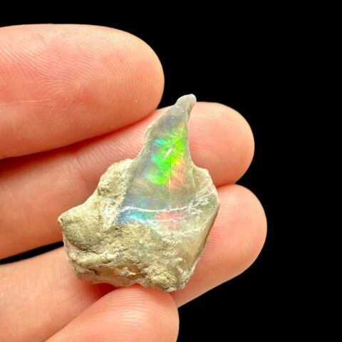 Drahý opál 11,5ct – Welo, Etiopie