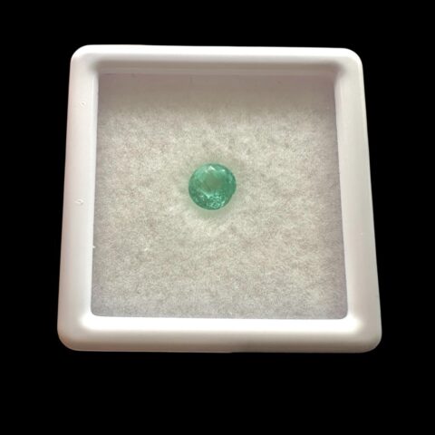 Broušený smaragd 0,35ct – Kolumbie