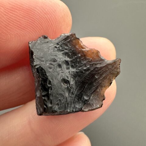 Bilitonit “Batu Satam” 1,9g – Belitung, Indonésie