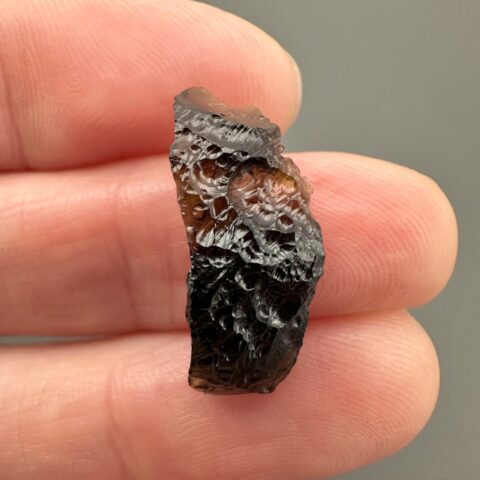 Bilitonit “Batu Satam” 0,6g – Belitung, Indonésie