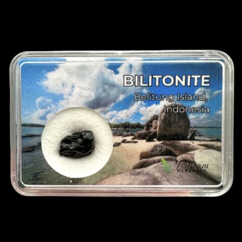 Bilitonit “Batu Satam” v krabičce – Belitung, Indonésie