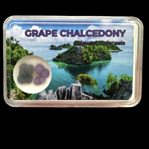 Hroznový chalcedon v krabičce – Sulawesi – Indonésie