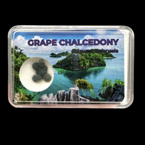 Hroznový chalcedon v krabičce – Sulawesi – Indonésie
