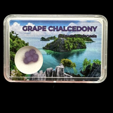 Hroznový chalcedon v krabičce – Sulawesi – Indonésie
