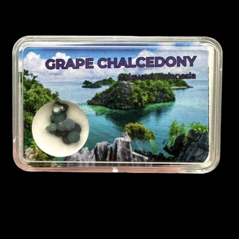 Hroznový chalcedon v krabičce – Sulawesi – Indonésie
