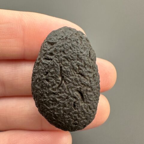 Dračí obsidián 9g – Milos, Řecko