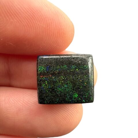 Indonéský opál 4,7ct – Kabošon – Indonésie