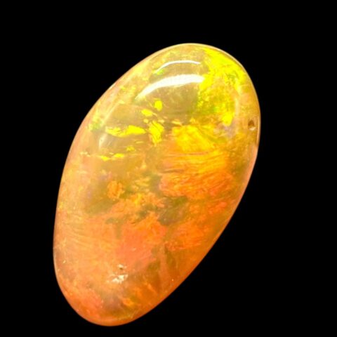 Drahý opál – Kabošon 2,85ct – Welo, Etiopie