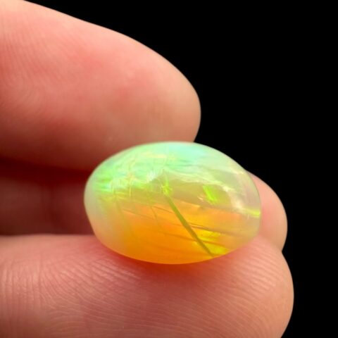 Drahý opál – Kabošon 5,5ct – Welo, Etiopie