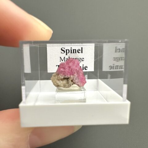 Spinel – Mahenge, Tanzánie