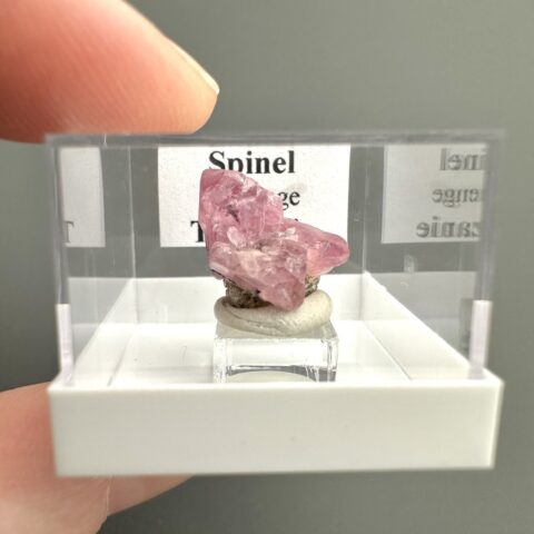 Spinel – Mahenge, Tanzánie
