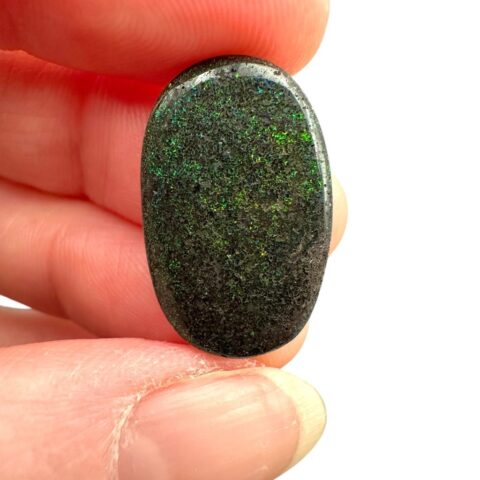 Indonéský opál 6,7ct – Kabošon – Indonésie