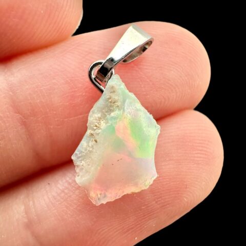 Přívěsek z drahého opálu
