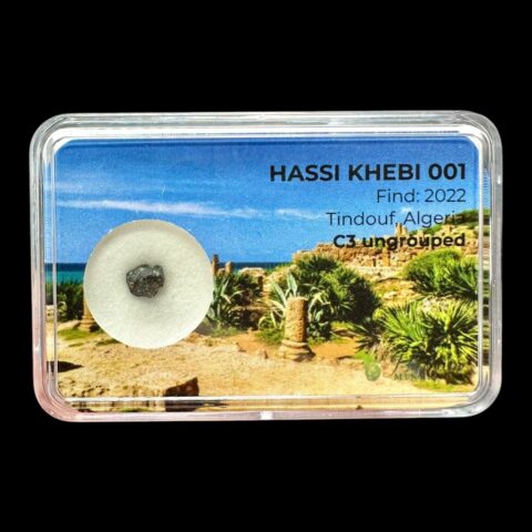 Meteorit Hassi Khebi 001 – 0,09g – Alžírsko