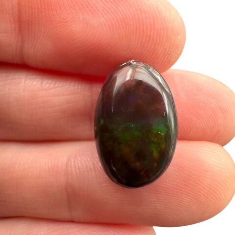 Indonéský opál 6,5ct – Kabošon – Indonésie