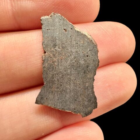 Meteorit Rafsa 005 – 0,94g – Alžírsko
