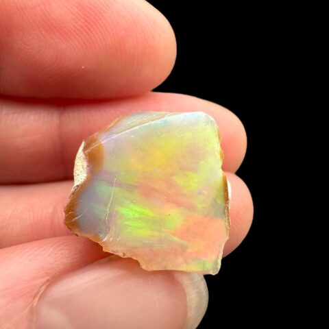 Drahý opál 9,5ct – Welo, Etiopie