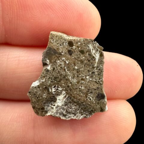 Lunární meteorit Oued el Hamim 001 – 1,9g – Libye