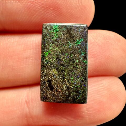 Australský opál 7,05ct – Kabošon – Andamooka, Austrálie