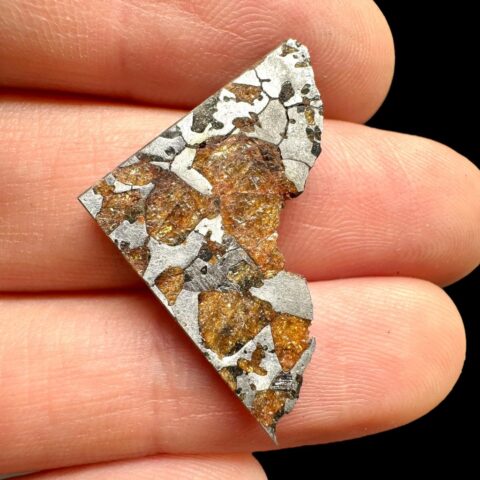 Meteorit Hassi el Biod 002 – 2,7g – Alžírsko