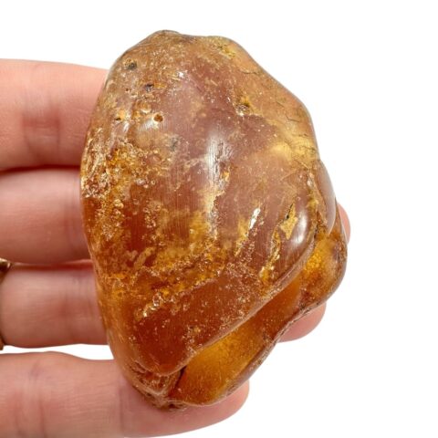 Mladý jantar (kopál) – Kolumbie