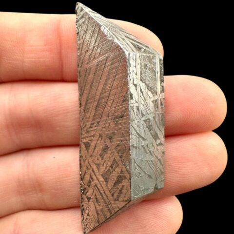 Meteorit Aletai 21,5g – Xinjiang, Čína