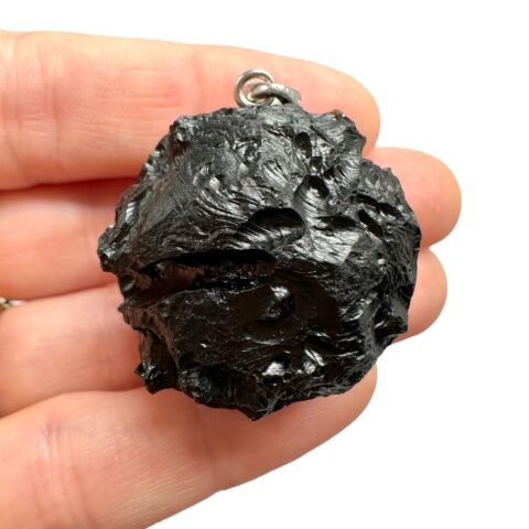 Stříbrný přívěsek z bilitonitu 25,6g