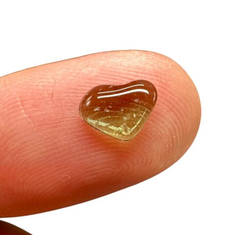 Tromlovaný vltavín 0,66ct