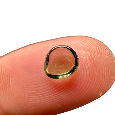 Tromlovaný vltavín 0,46ct
