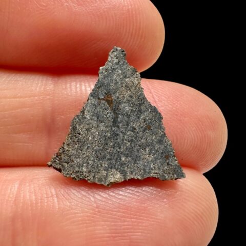 Meteorit Ksar Ghilane 022 – 0,6g – Tunisko