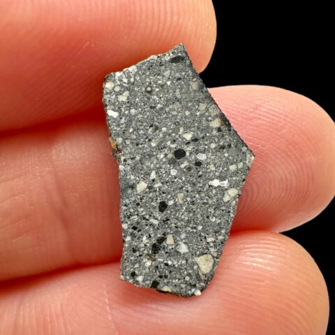 Meteorit NWA 15682 – 0,4g – Severozápadní Afrika