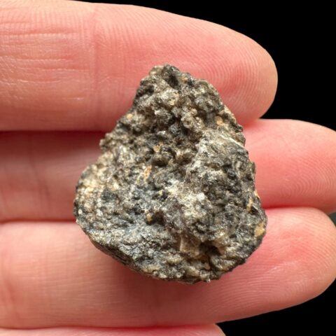 Meteorit Ksar Ghilane 022 – 5,6g – Tunisko