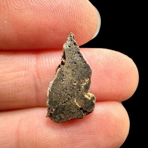 Lunární meteorit Ash Shaqqah 002 – 0,4g – Libye