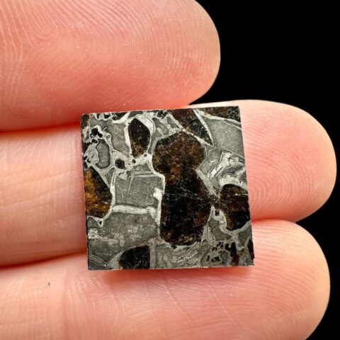 Meteorit Gyarub Zangbo 1,4g – Čína