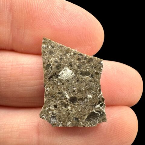 Lunární meteorit Oued el Hamim 001 – 1,6g – Libye