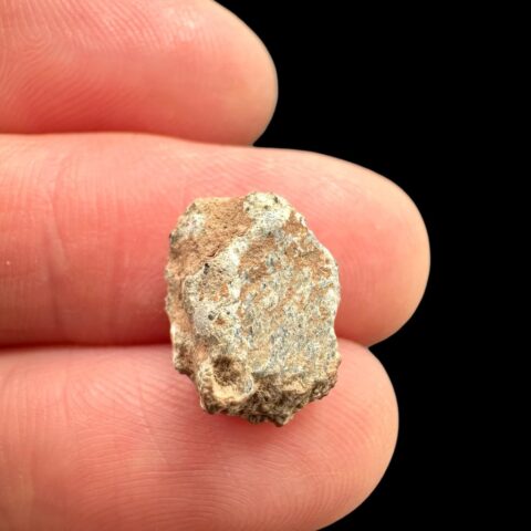 Lunární meteorit Bechar 007 – 0,9g – Alžírsko