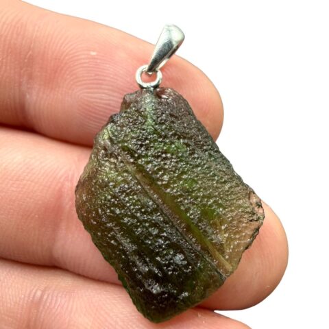 Stříbrný vltavínový přívěsek 2,6g