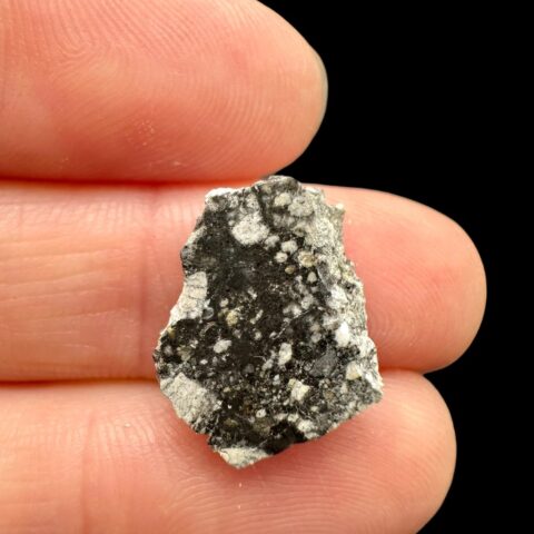 Lunární meteorit Ouargla 008 – 0,9g – Alžírsko