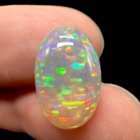 Drahý opál 6,3ct – Kabošon – Welo, Etiopie