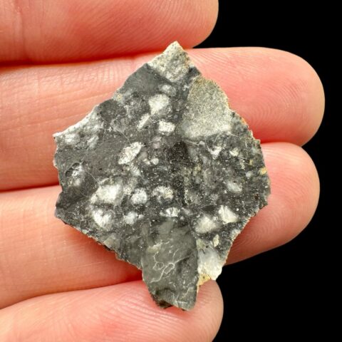Lunární meteorit NWA 15629 – 1,7g – Severozápadní Afrika
