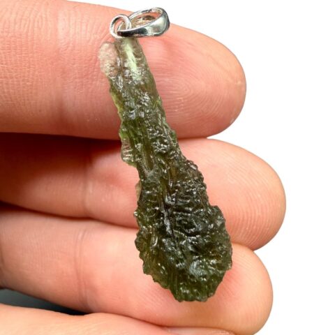 Stříbrný vltavínový přívěsek 2,24g