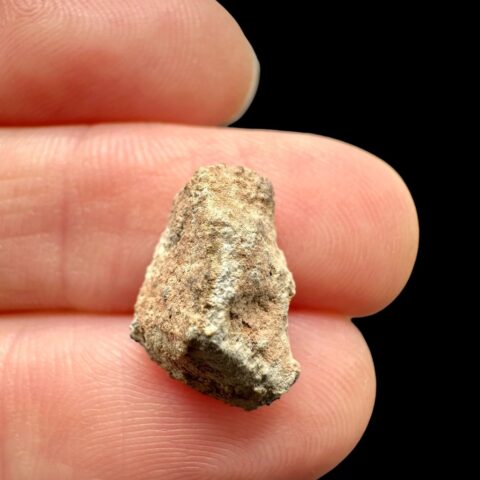 Lunární meteorit Bechar 007 – 0,8g – Alžírsko