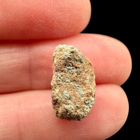 Lunární meteorit Bechar 007 – 0,9g – Alžírsko