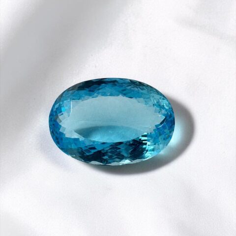 Broušený modrý topaz z Brazílie 17,4ct