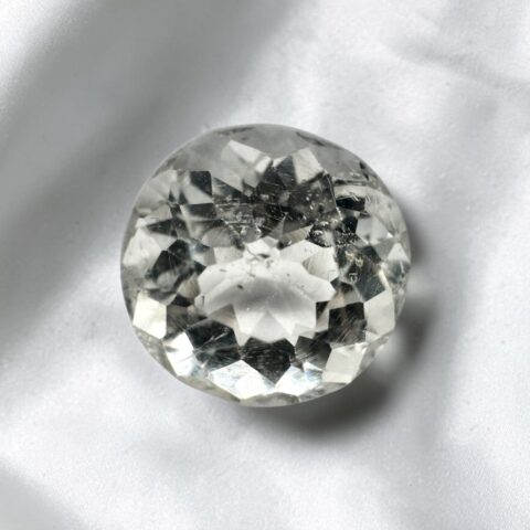 Broušený zirkon z Kambodži 3,2ct