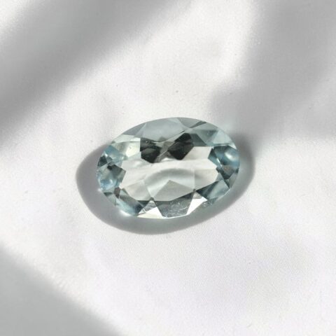 Broušený akvamarín z Pákistánu 0,6ct