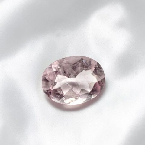 Broušený morganit z Pákistánu 1,4ct