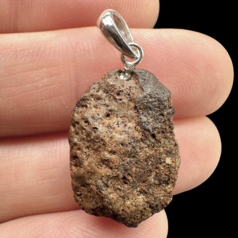 Stříbrný přívěsek z kamenného meteoritu NWA X 2,8g