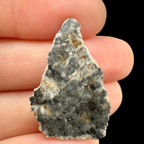 Lunární meteorit Bechar 007 – 2,6g – Alžírsko / koncový řez