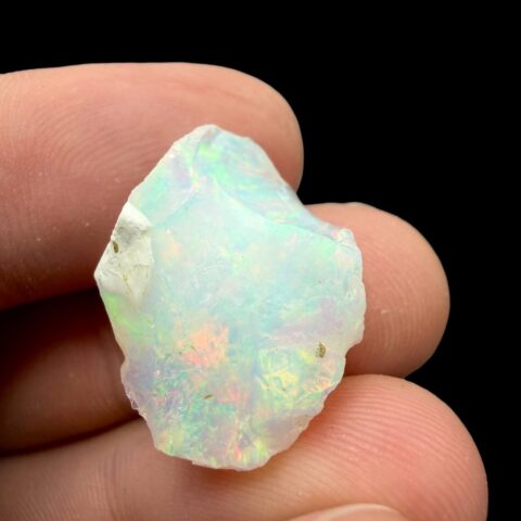 Drahý opál 12,25ct – Welo, Etiopie